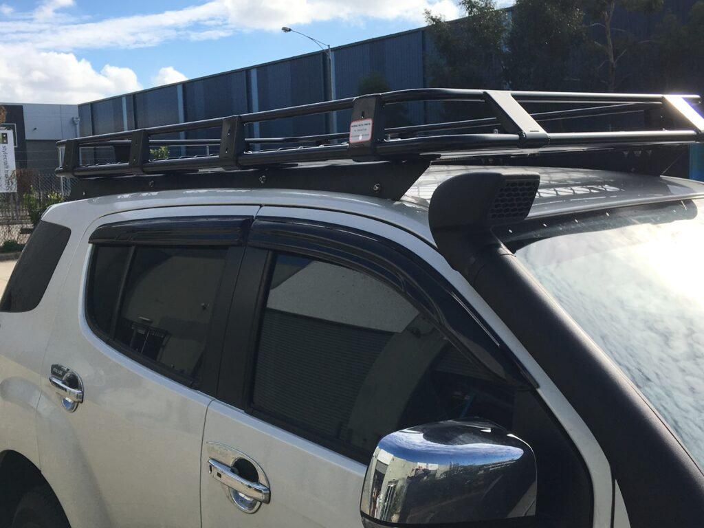 Backbone Laser-cut bracket for full length 2200 mm Rack for ISUZU MUX with flush rails