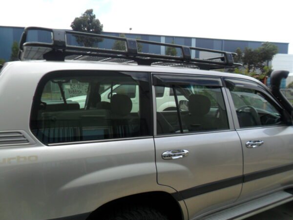 Toyota Land Cruiser 100/105 series backbone laser-cut brackets for a 2200mm rack, complete with all required accessories.