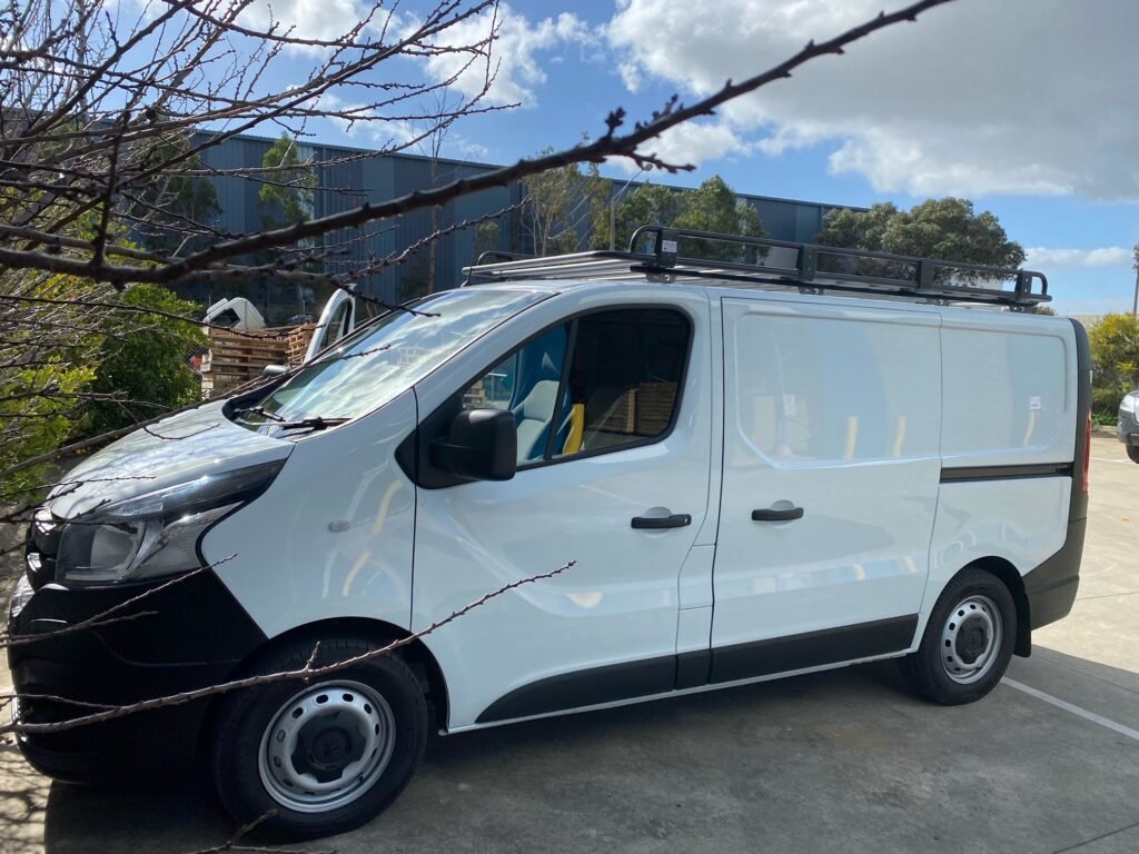 Renault Trafic ,Mitsubishi express SWB 2015-Onward Backbone / Laser-cut bracket